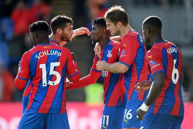 利物浦发布联赛杯对阵水晶宫海报本赛季三战水晶宫的简单介绍