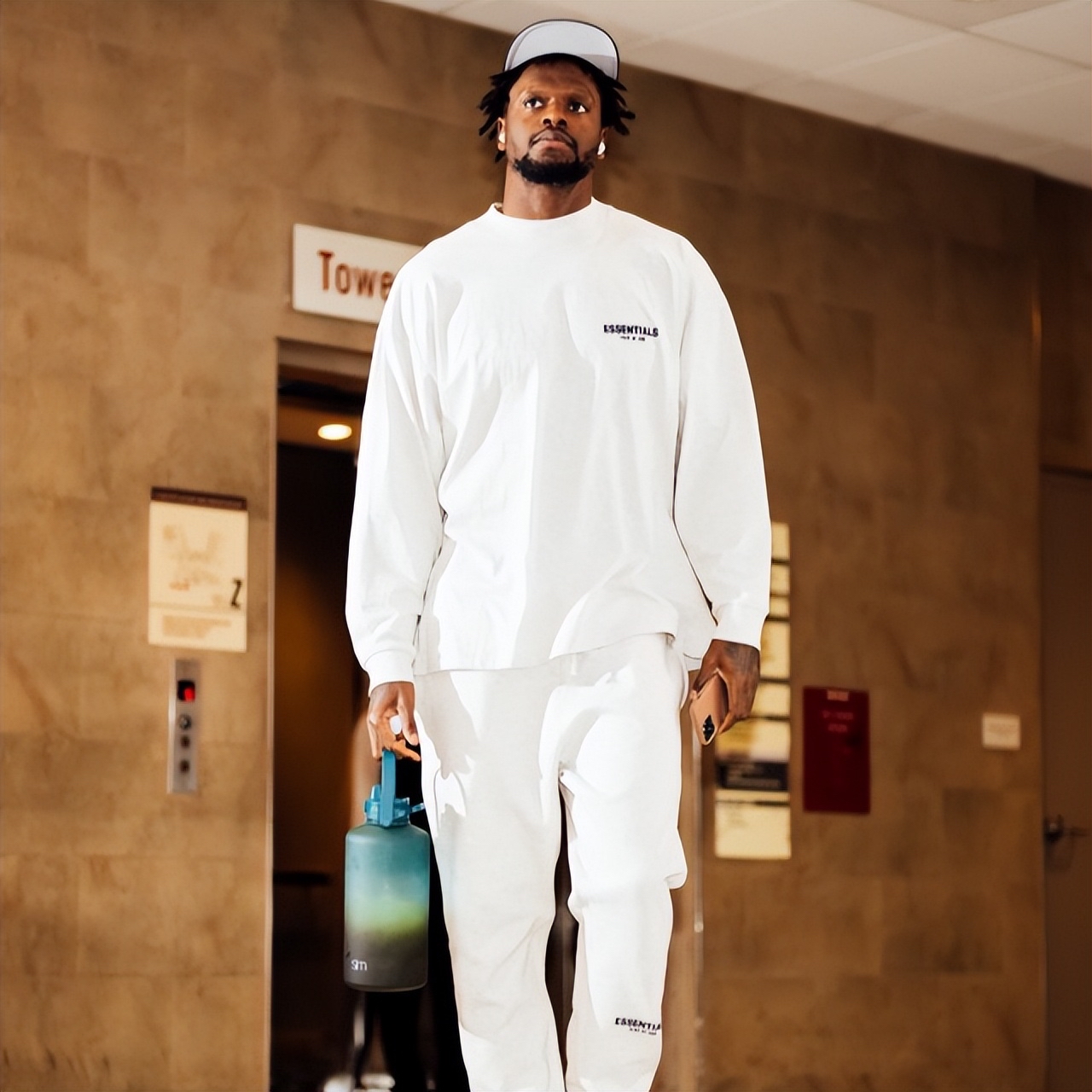 关于NBA常规赛骑士主场128-122力克公牛米切尔29分莫布利24+8的信息 第2张 关于NBA常规赛骑士主场128-122力克公牛米切尔29分莫布利24+8的信息 第2张