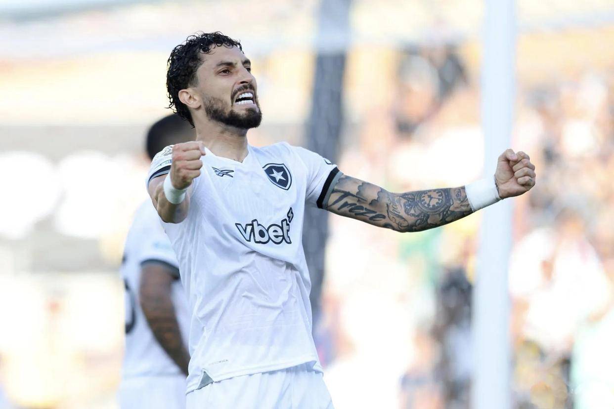 梅西不满球队战平帕尔梅拉斯赛后失落离场的简单介绍 第2张 梅西不满球队战平帕尔梅拉斯赛后失落离场的简单介绍 第2张