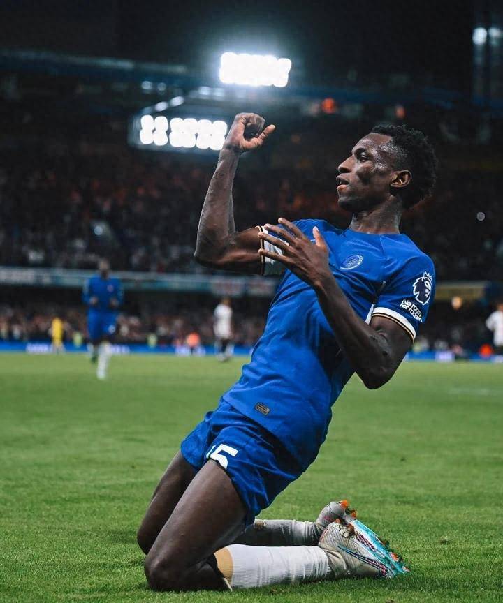 穆德里克禁赛使切尔西腾出预算避免违反欧足联财政规则。的简单介绍 第2张 穆德里克禁赛使切尔西腾出预算避免违反欧足联财政规则。的简单介绍 第2张