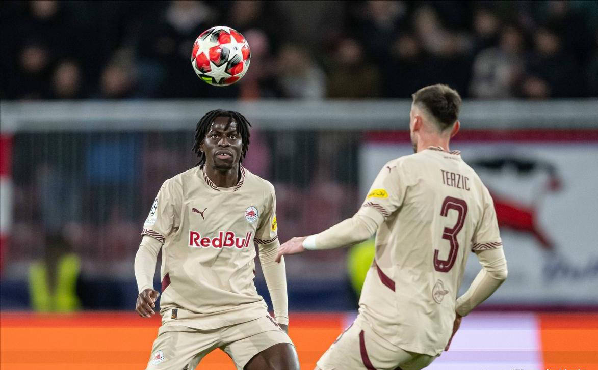 欧联杯萨尔茨堡红牛2-0前进之鹰萨尔茨堡欧联杯首胜的简单介绍 第2张 欧联杯萨尔茨堡红牛2-0前进之鹰萨尔茨堡欧联杯首胜的简单介绍 第2张