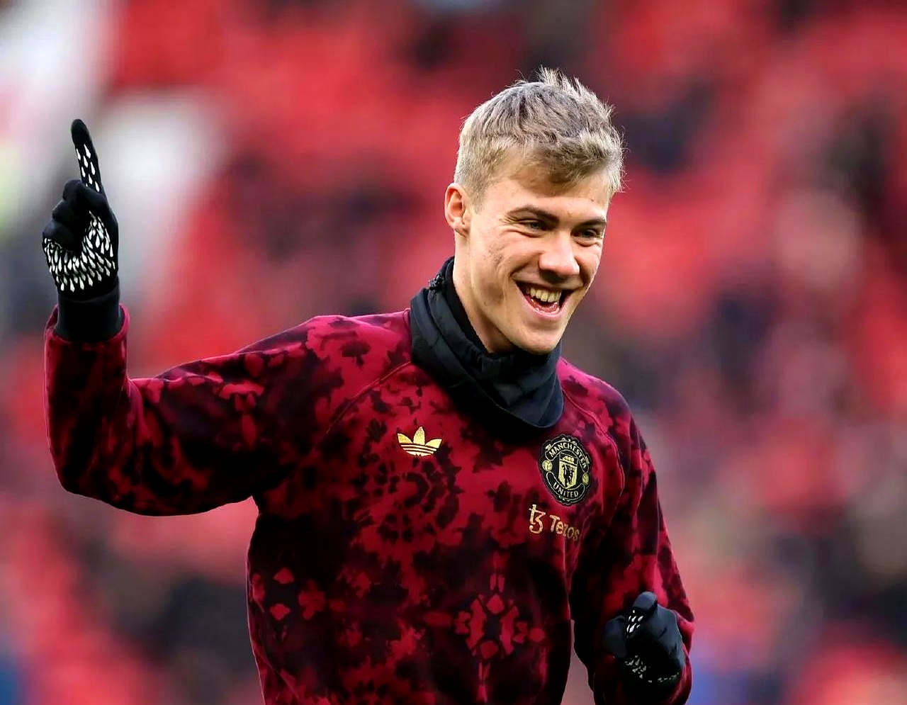 包含滕哈格否认扎卡离队勒沃库森在夏窗已经失去多名主力的词条  第1张