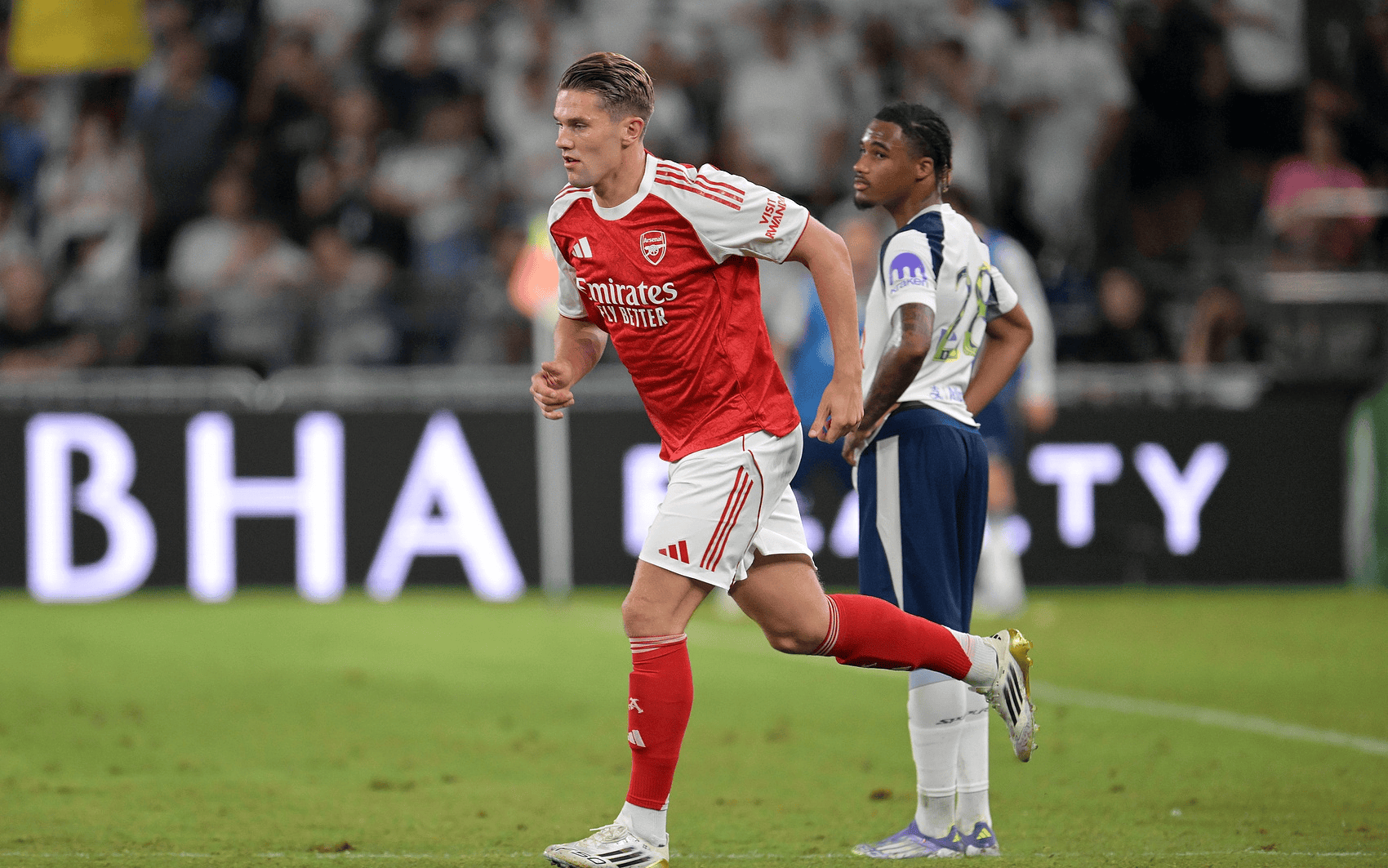 阿森纳VS曼联强强碰撞免费直播地址速存的简单介绍 第2张 阿森纳VS曼联强强碰撞免费直播地址速存的简单介绍 第2张