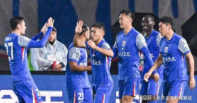 包含中超青岛海牛0-2上海申花于汉超、刘诚宇替补建功的词条  第1张