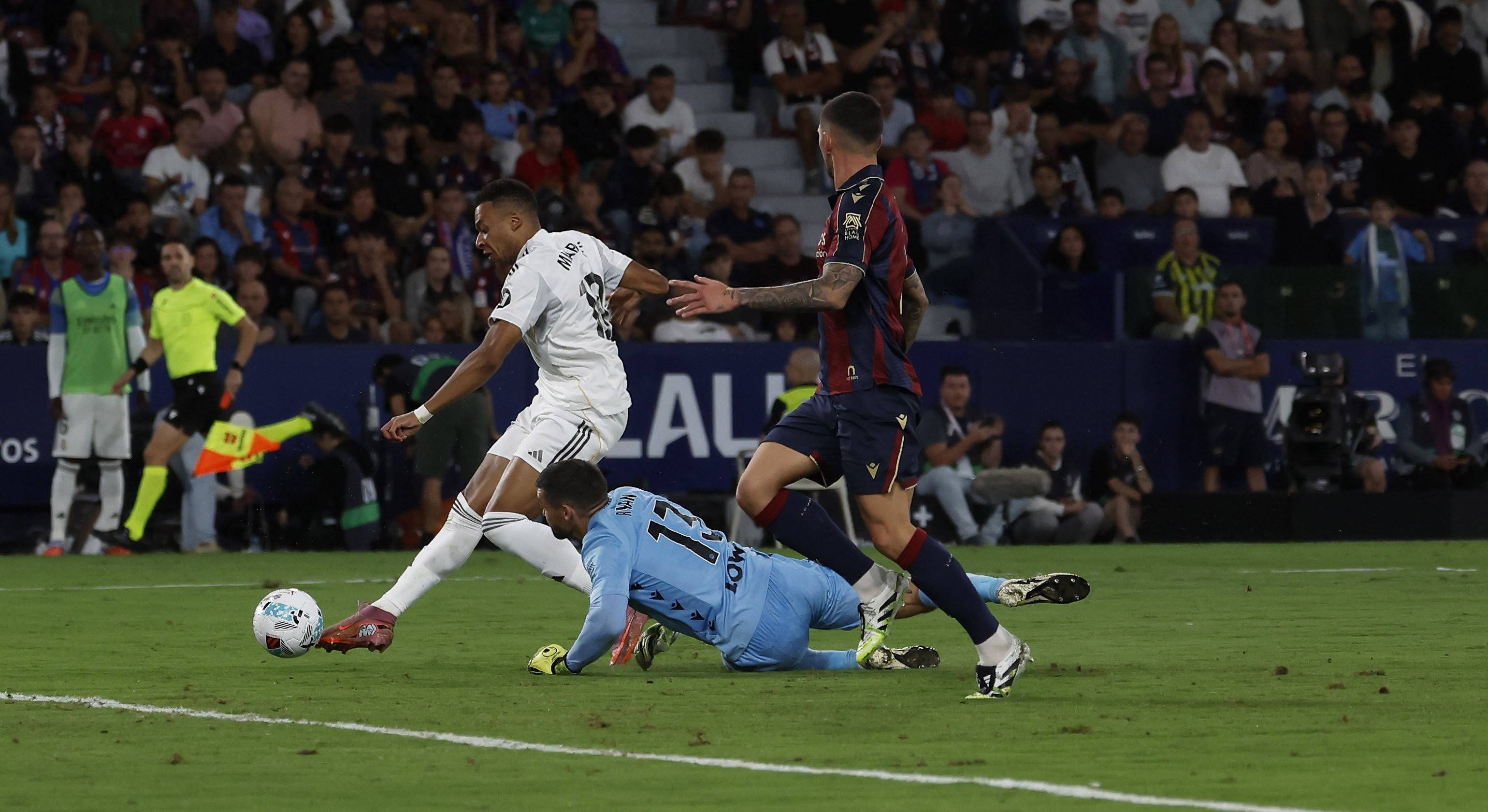 曝姆巴佩等球员本周回归皇马阿隆索开始皇马首选的简单介绍 第1张 曝姆巴佩等球员本周回归皇马阿隆索开始皇马首选的简单介绍 第1张