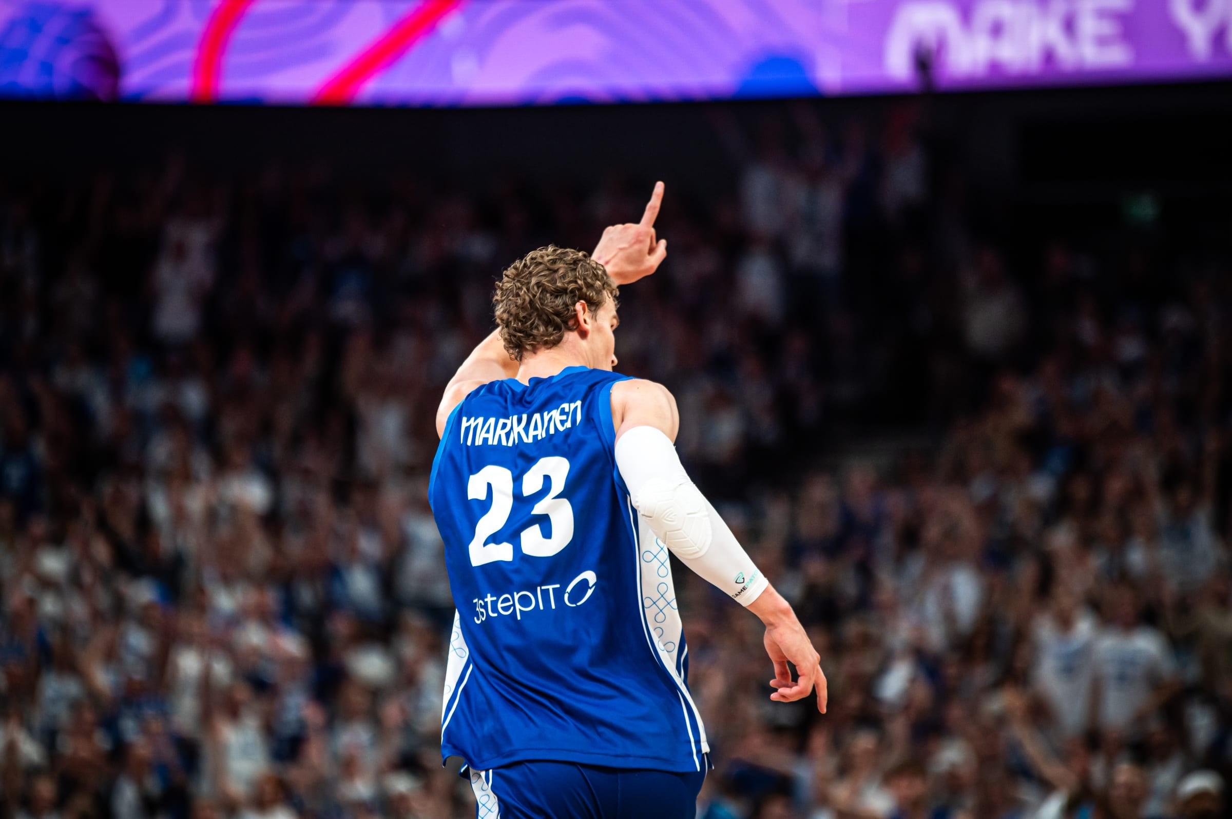 希腊男篮险胜芬兰夺欧锦赛季军字母哥贡献30+17+6的简单介绍 第2张 希腊男篮险胜芬兰夺欧锦赛季军字母哥贡献30+17+6的简单介绍 第2张