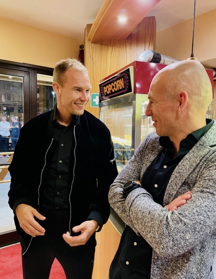 包含威尔士门将亨内西退役老队友贝尔社媒向其致敬的词条 第2张 包含威尔士门将亨内西退役老队友贝尔社媒向其致敬的词条 第2张