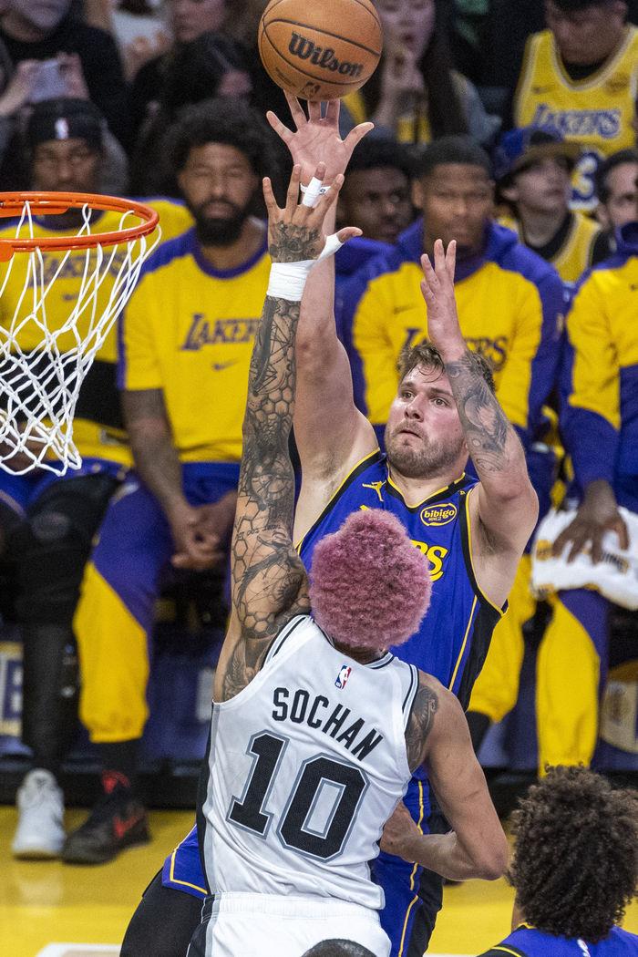 关于斯洛文尼亚男篮将战法国男篮东契奇首战未能带队取胜的信息 第1张 关于斯洛文尼亚男篮将战法国男篮东契奇首战未能带队取胜的信息 第1张