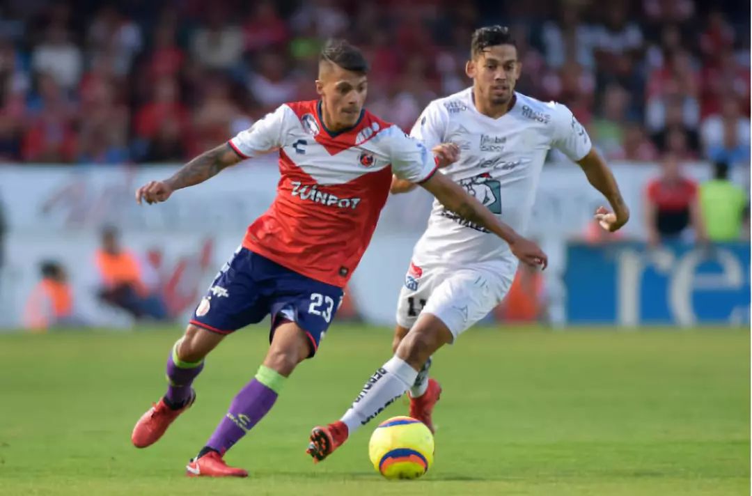 包含墨西超秋季：帕丘卡VS普马斯的词条  第1张