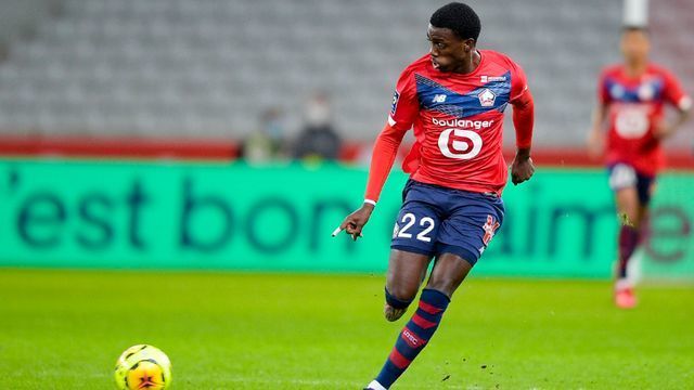 包含有英超球队愿开价2000万欧求购小维阿而小维阿希望加盟法甲马赛的词条  第2张