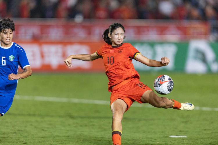 邵子钦夺东亚杯最佳射手称号打进3球 第1张 邵子钦夺东亚杯最佳射手称号打进3球 第1张