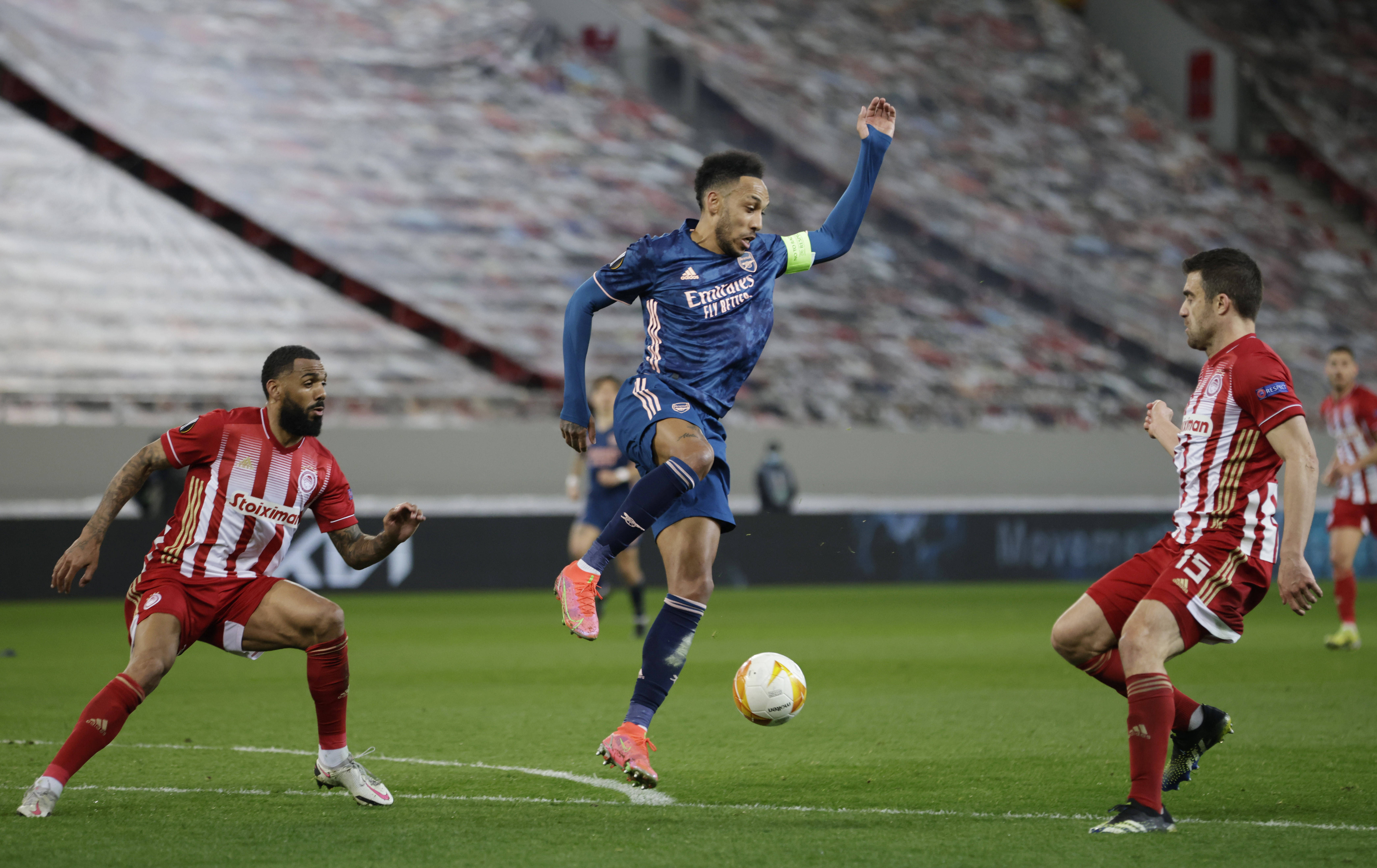 欧冠：奥林匹亚科斯VS皇家马德里的简单介绍  第1张