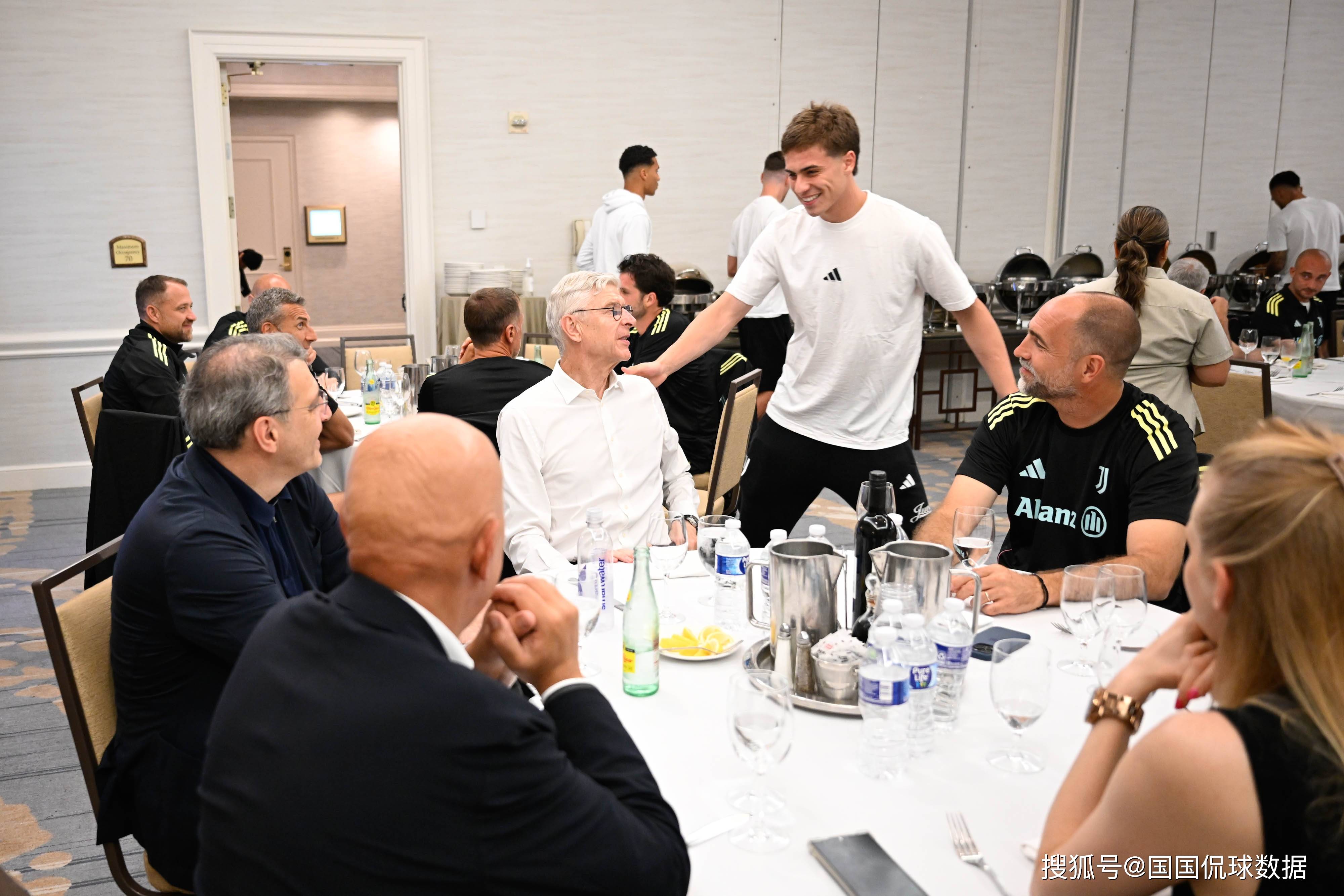 记者预测尤文图斯对战艾因首发洛卡特利坐镇中场的简单介绍