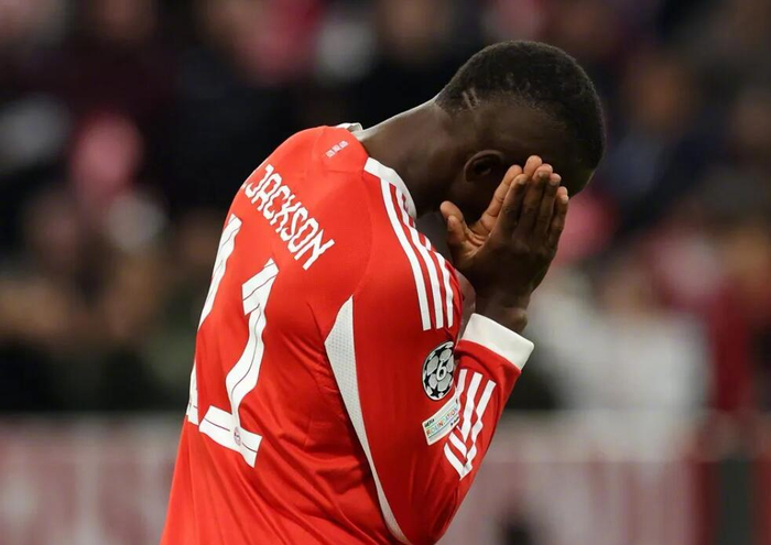 关于拜仁官宣杰克逊租借加盟租期1年身披11号球衣的信息  第1张