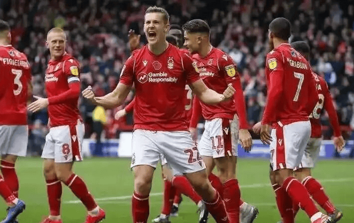 英超阿斯顿维拉4-0伯恩茅斯大马丁扑点巴克利、马伦替补建功的简单介绍  第1张