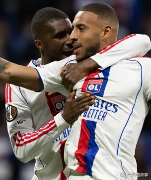 法甲:朗斯VS斯特拉斯堡 第1张 法甲:朗斯VS斯特拉斯堡 第1张