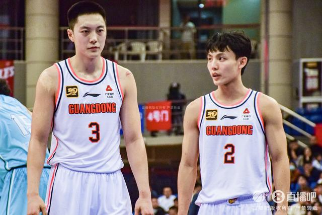 广东全运男篮热身赛收官战打响今晚再战赫罗纳男篮的简单介绍