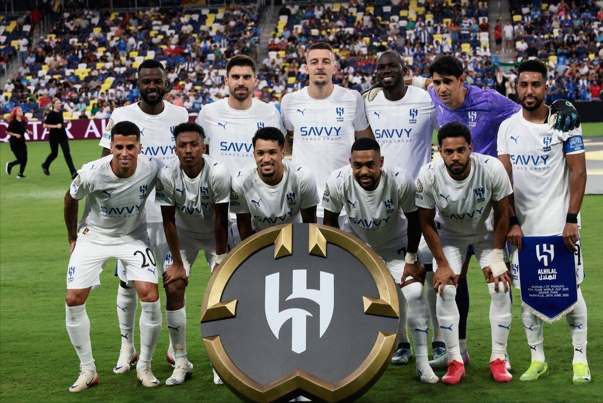 包含利雅得新月有意努涅斯球队将争取引进前锋的词条