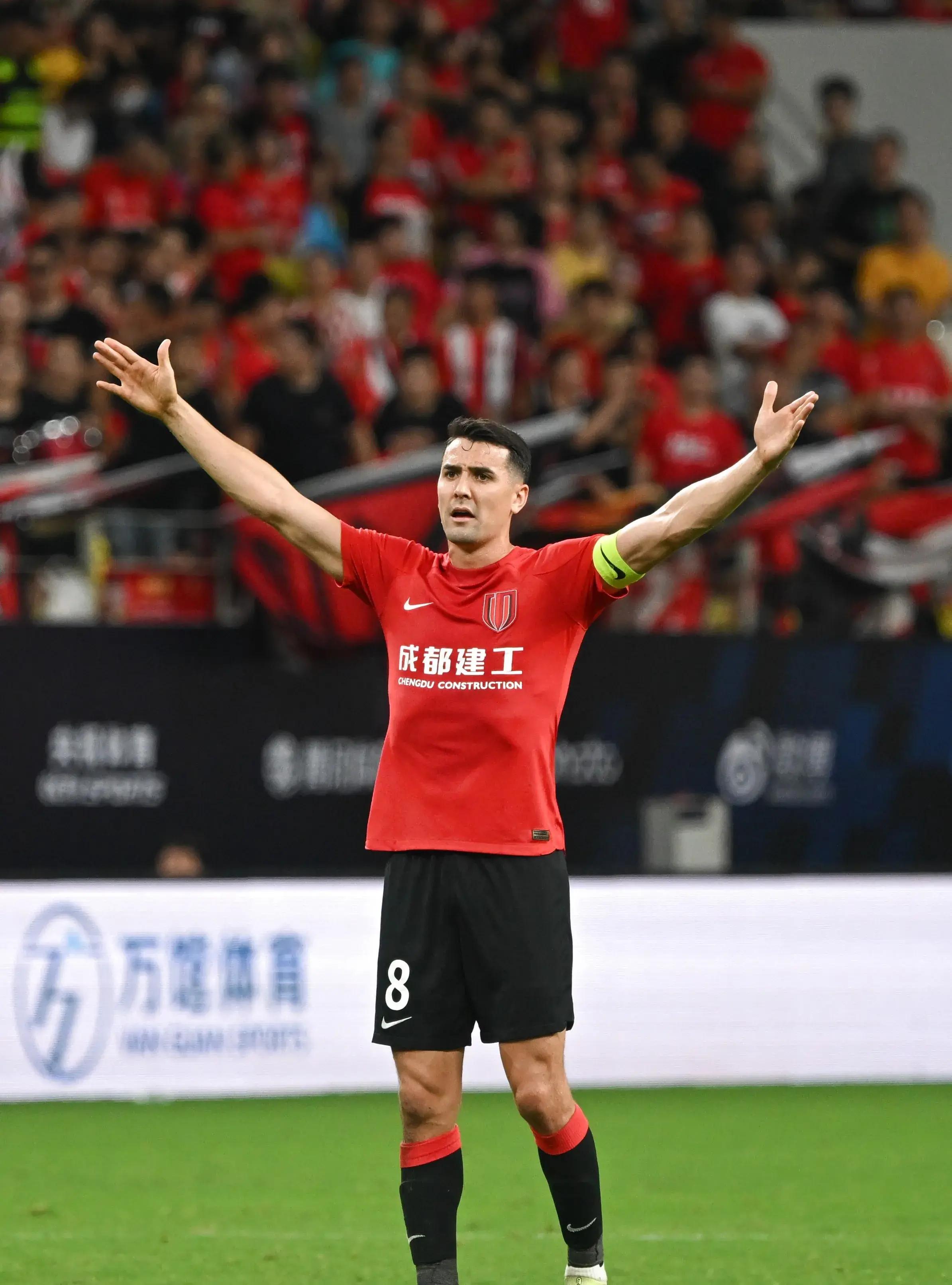 中超成都蓉城2-0北京国安德尔加多破门莱切特建功的简单介绍 第1张 中超成都蓉城2-0北京国安德尔加多破门莱切特建功的简单介绍 第1张