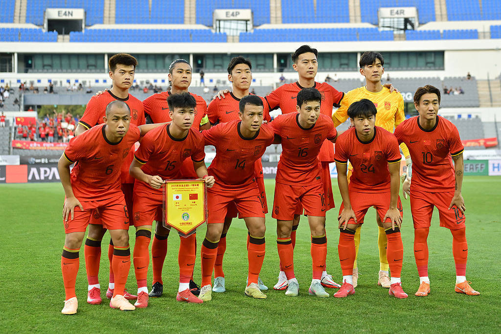 包含东亚杯国足1-0香港国足东亚杯首胜的词条